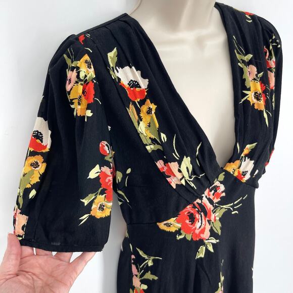 Free People Neon Garden Floral Mini Dress Sz 4 Black Multi Short Sleeve V-Neck - Picture 2 of 12